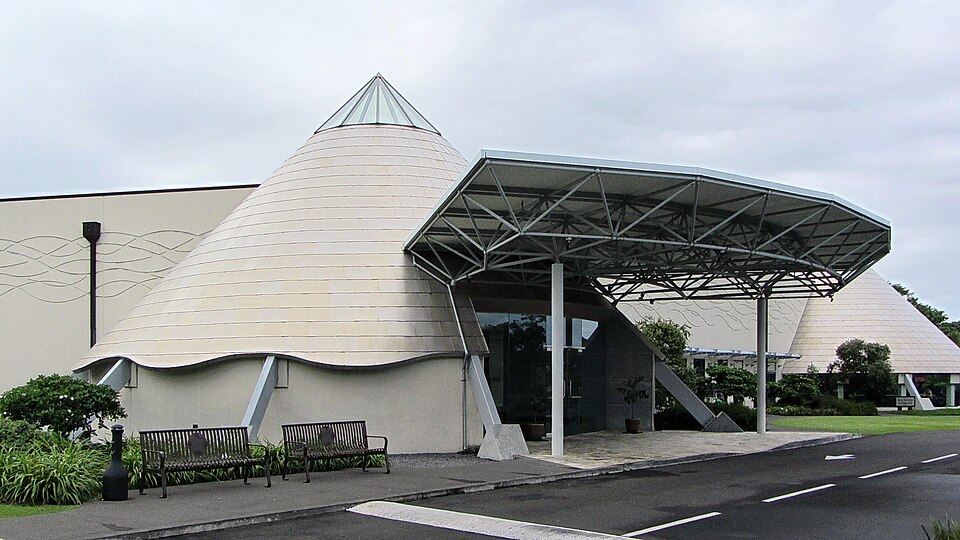 Imiloa Astronomy Center, Hilo (504317) (23448419981).jpg