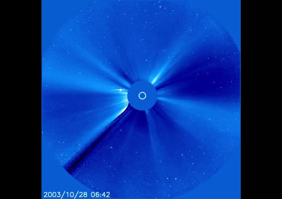 A Powerful Solar Flare.webm